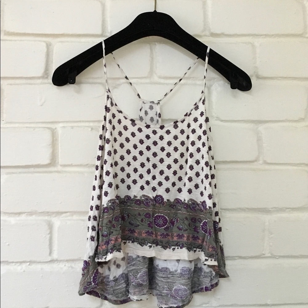 🔥🔥🔥CLEAN OUT SALE Floral tank